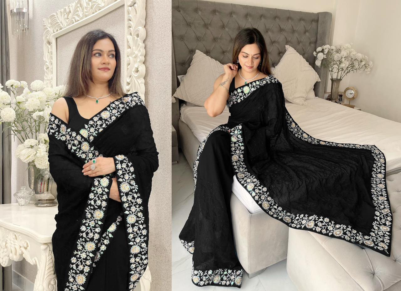 Sari Mona