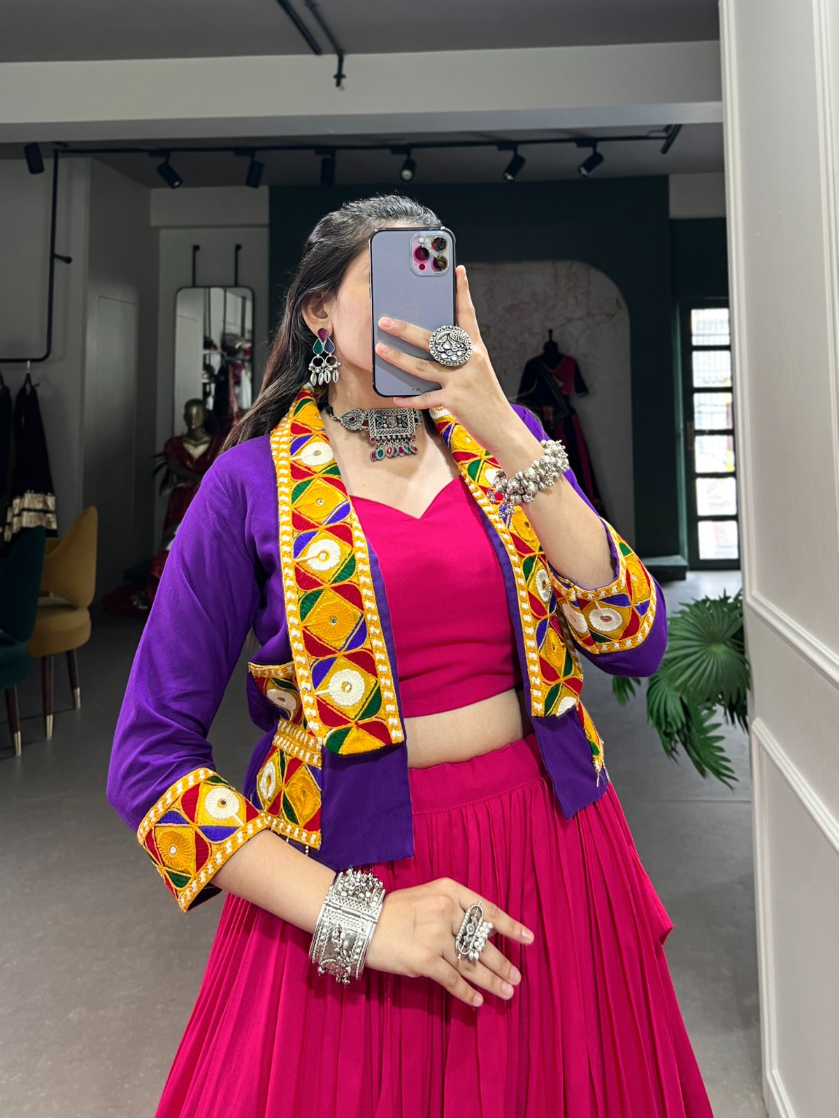 Lehenga en patchwork Gamthi