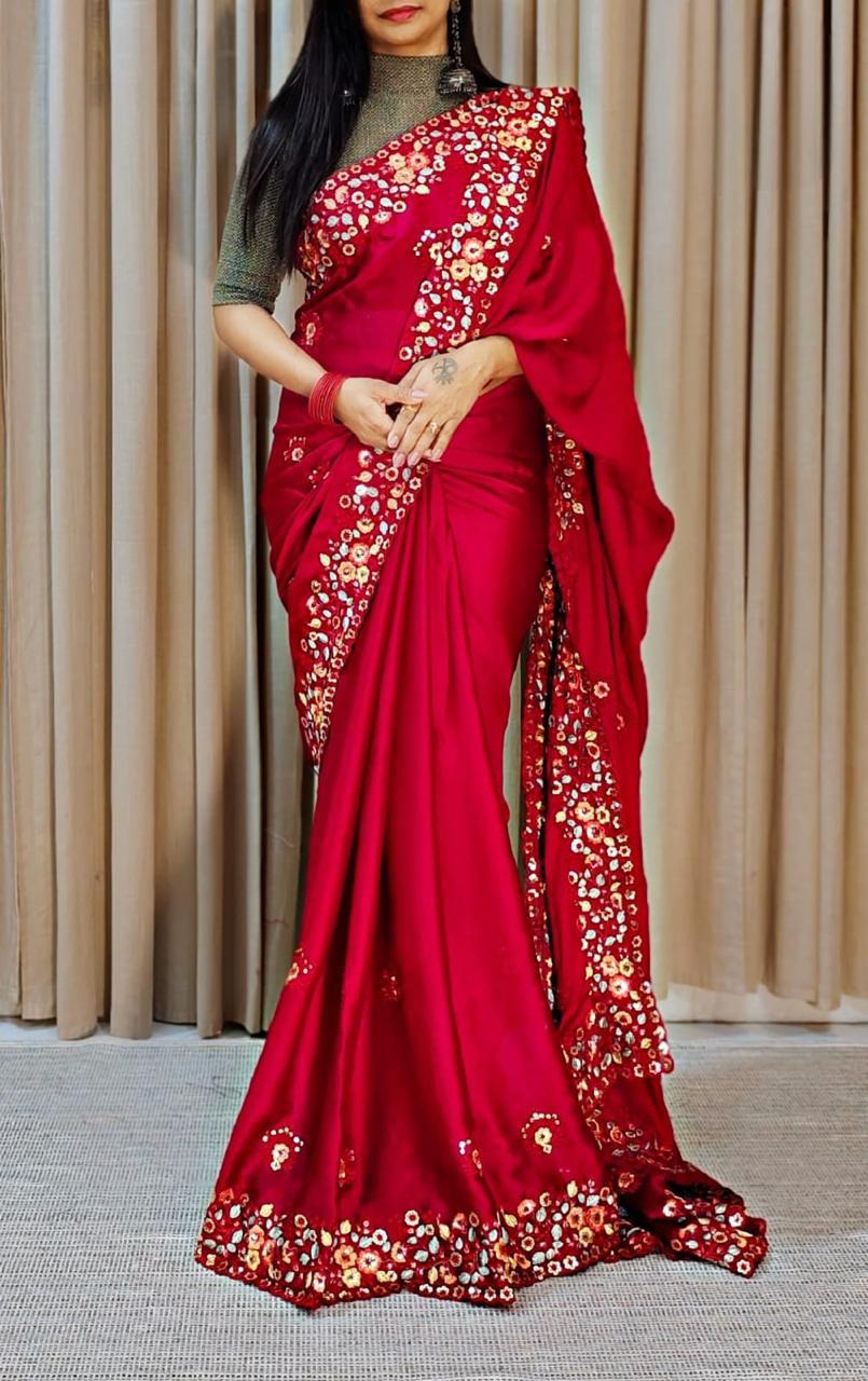 Sari en mousseline de soie satinée fleurie