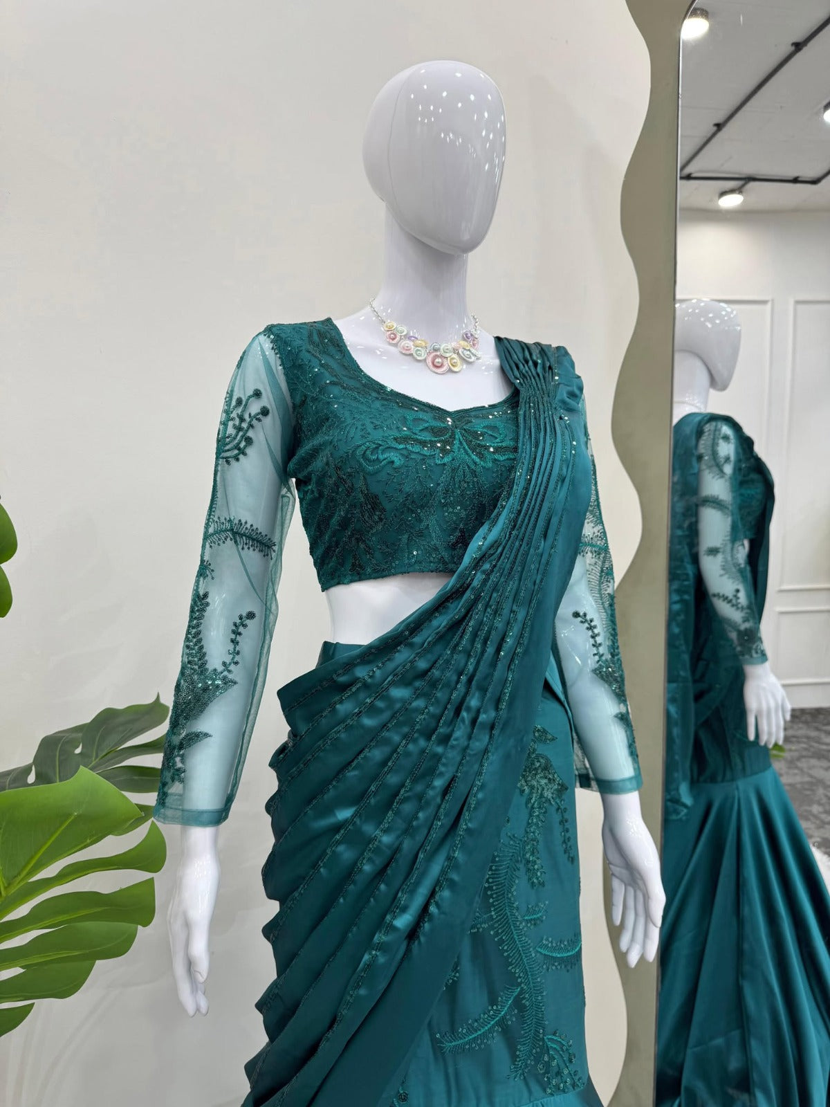 Lehenga sari en satin japonais