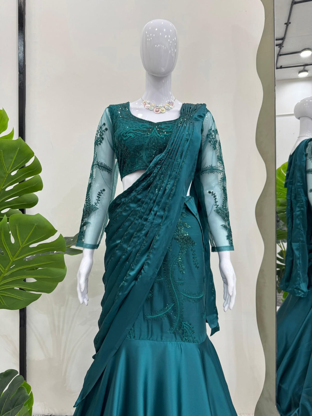 Lehenga sari en satin japonais