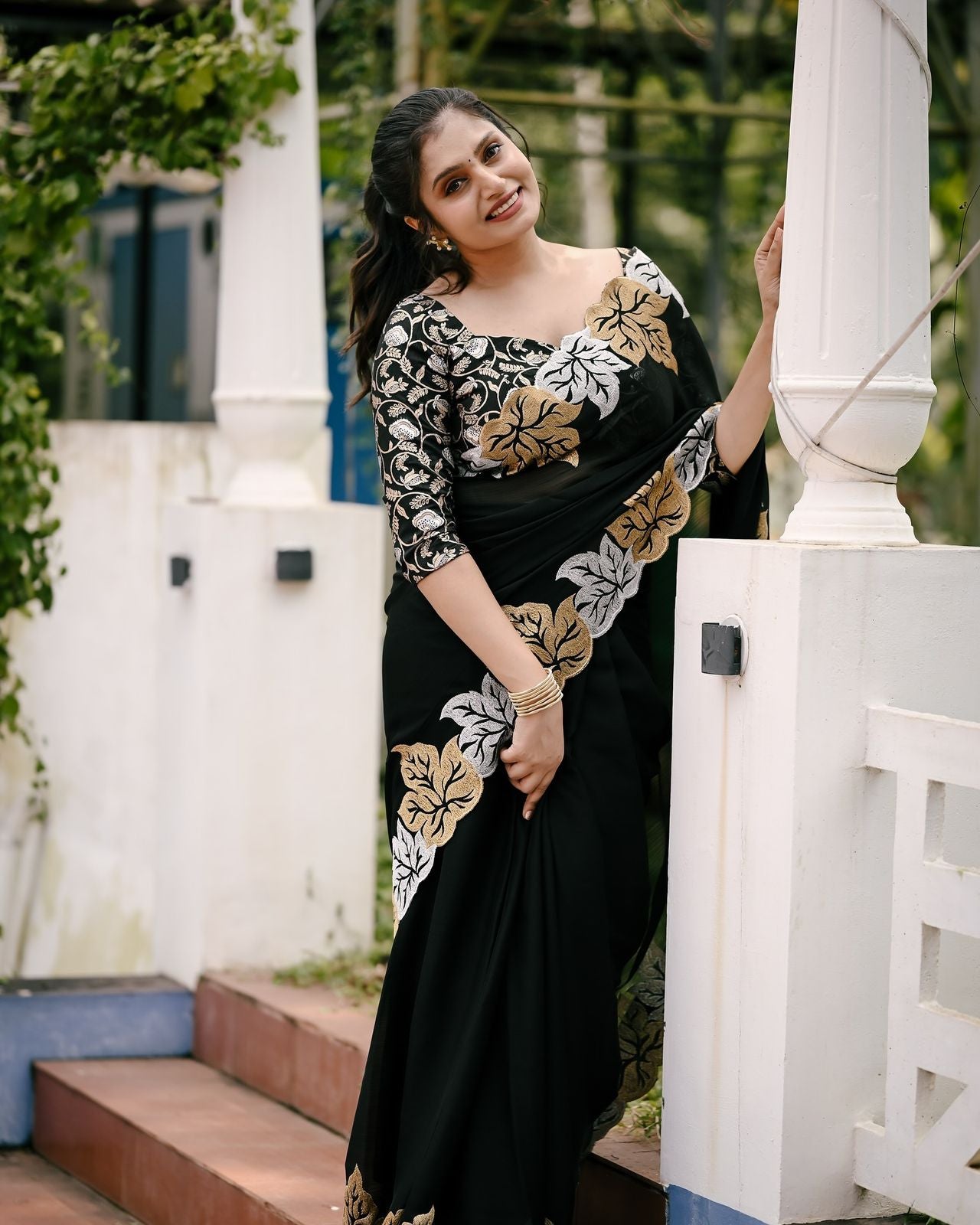 Sari en soi motif feuille