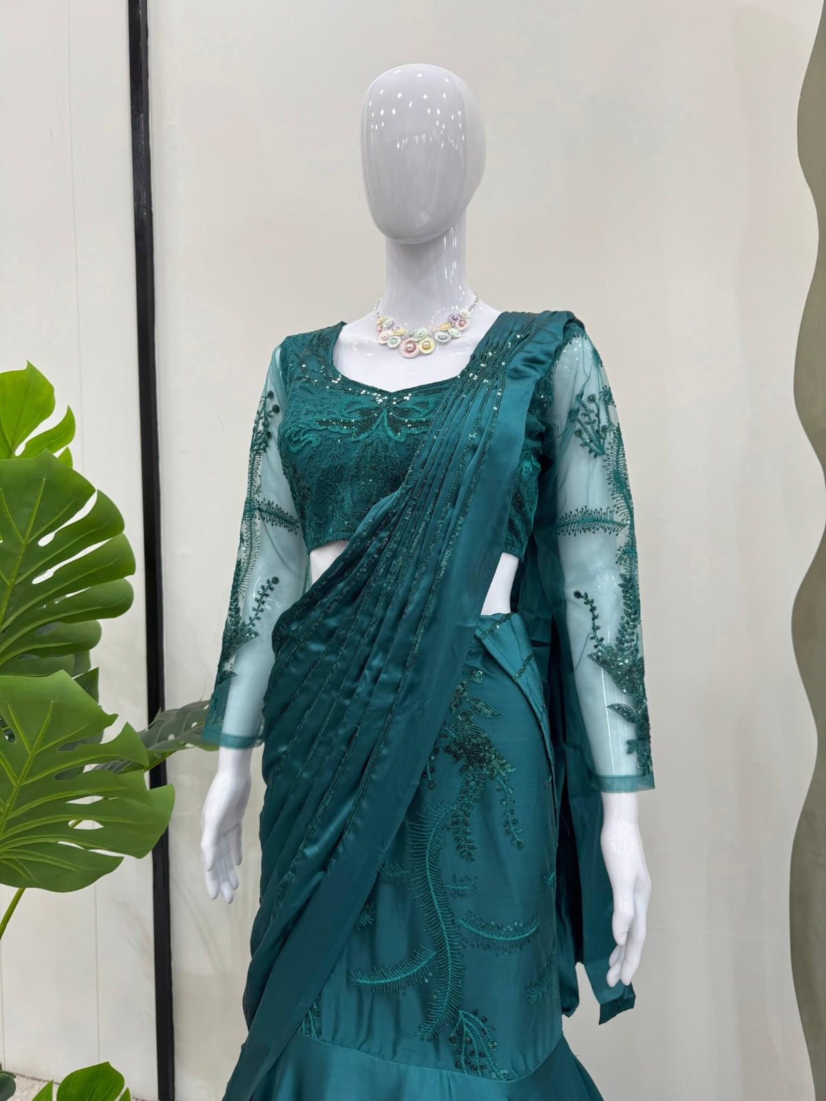 Lehenga sari en satin japonais