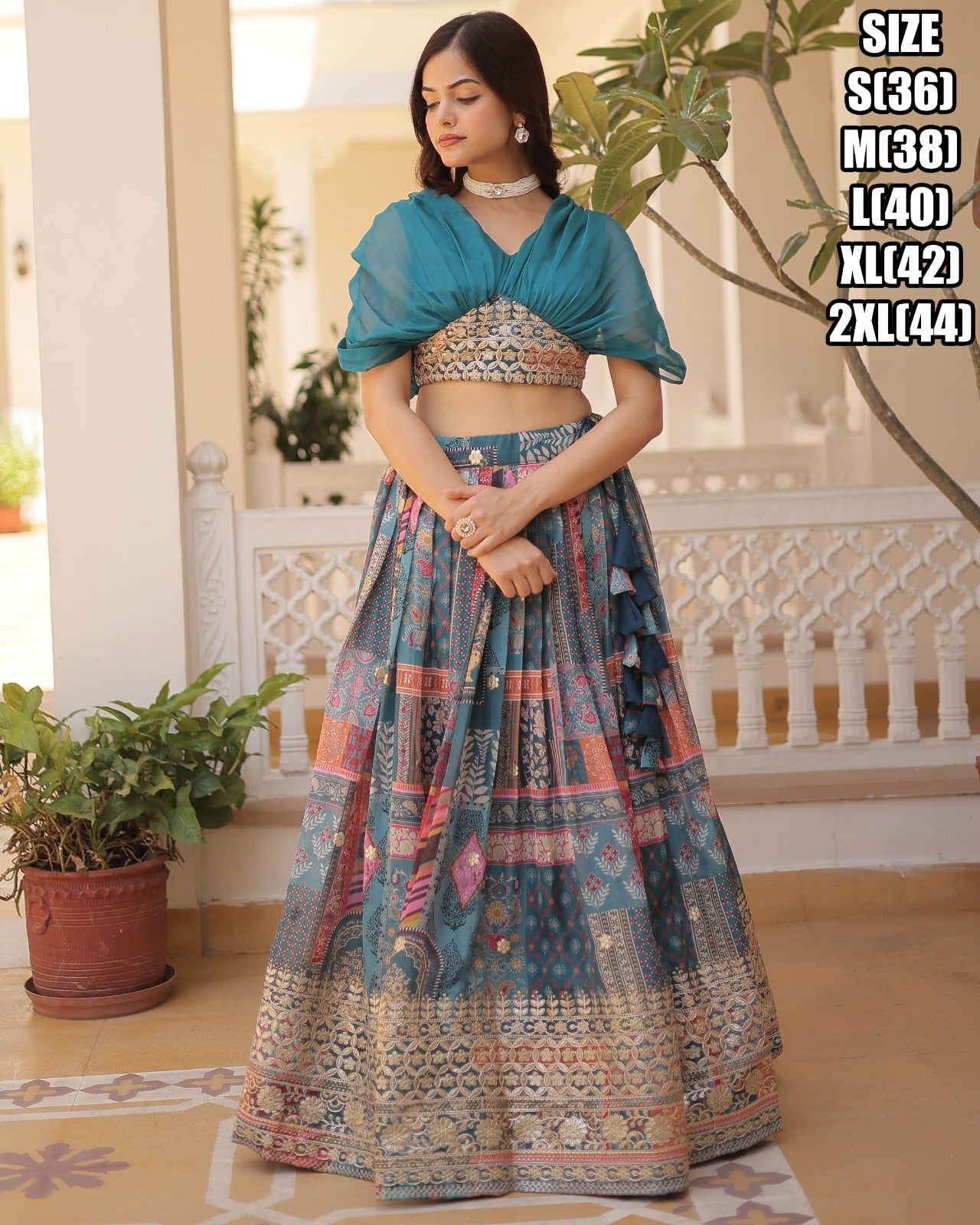 Lehenga en soie russe riche