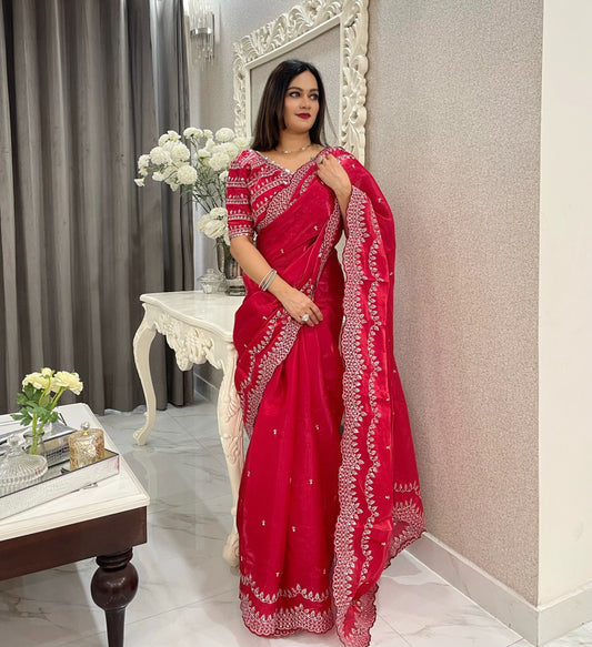 Sari en pur satin  Zimmy Choo